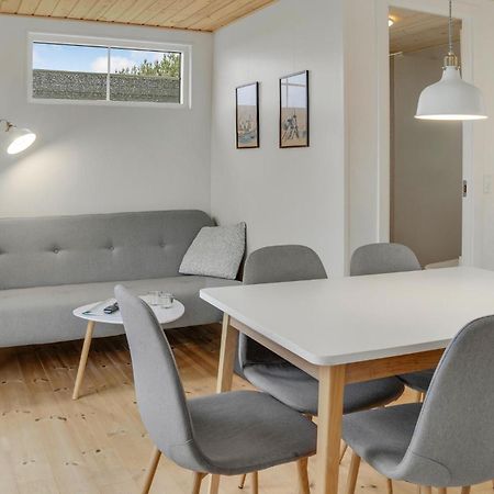 2 Bedroom Gorgeous Apartment In Vaeggerlose Boto By Экстерьер фото